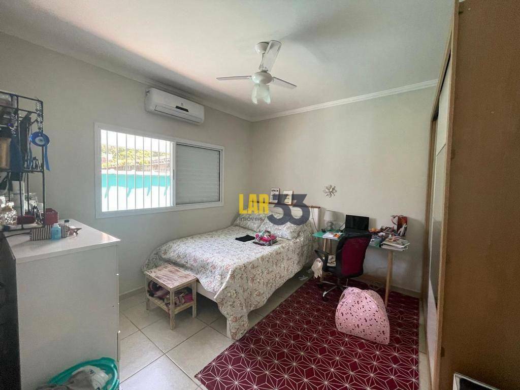 Casa de Condomínio à venda com 3 quartos, 200m² - Foto 35