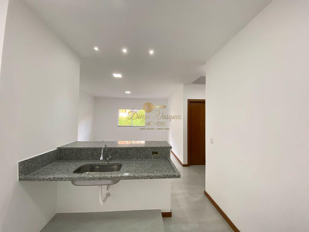 Casa à venda com 2 quartos, 95m² - Foto 4