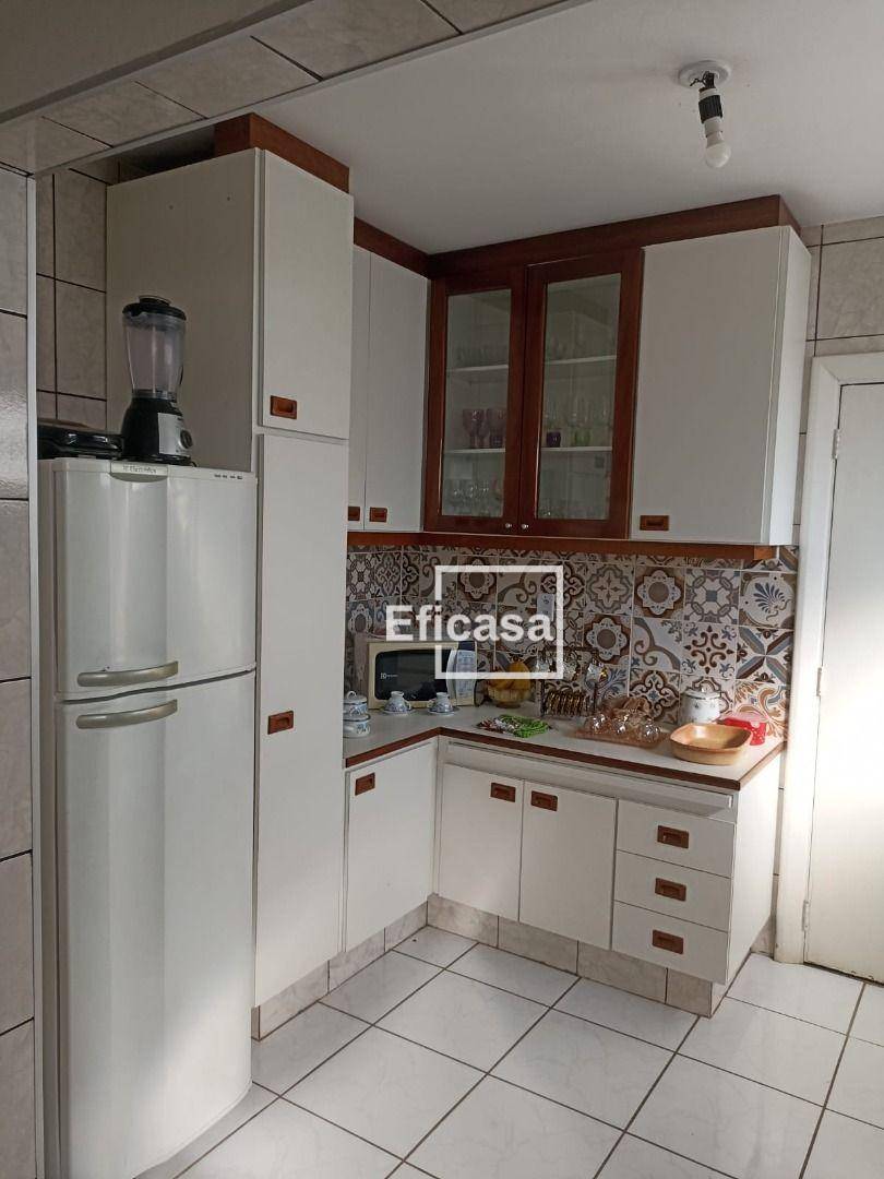 Apartamento à venda com 3 quartos, 98m² - Foto 5