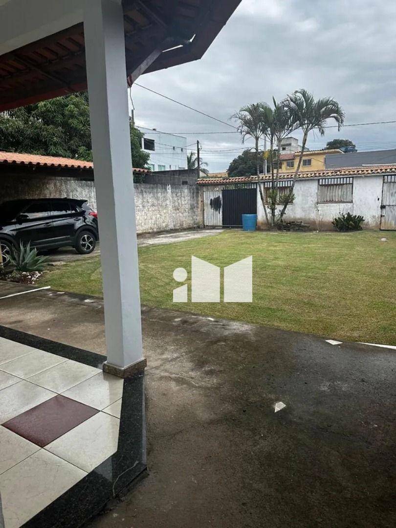 Casa à venda com 3 quartos, 160m² - Foto 2