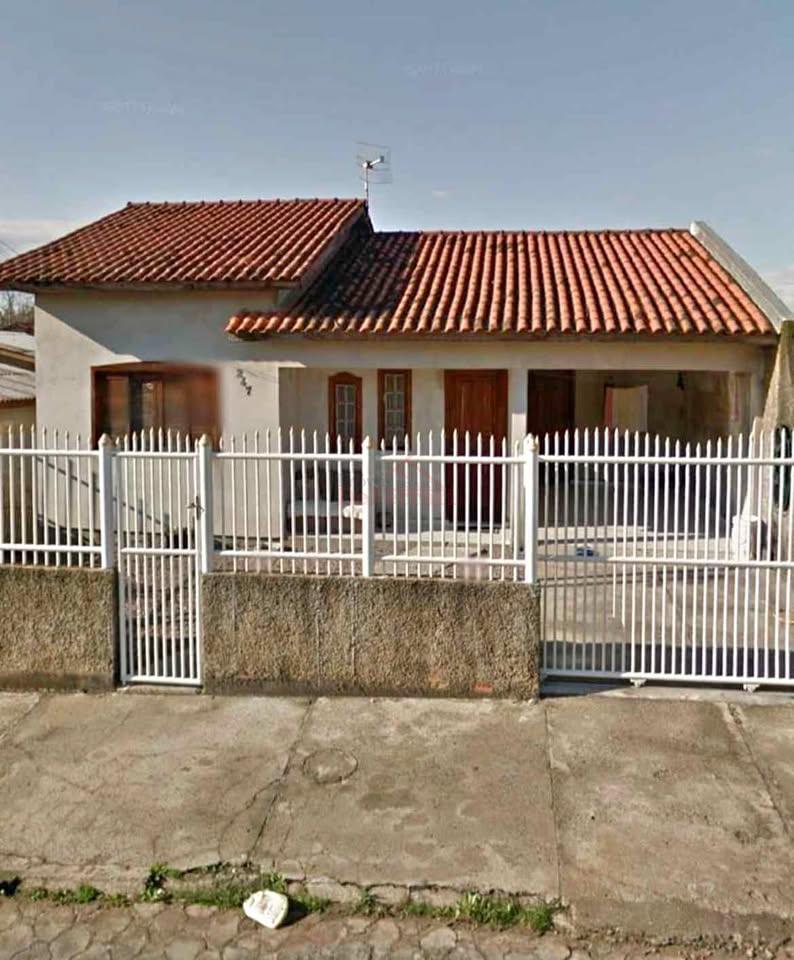 Casa à venda com 3 quartos, 20m² - Foto 1