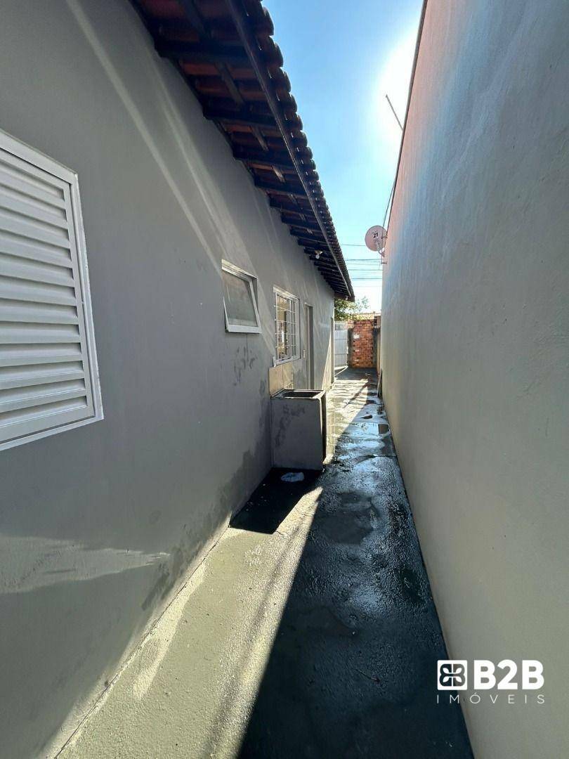 Casa à venda com 1 quarto, 42m² - Foto 12