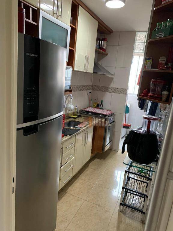 Apartamento à venda com 2 quartos, 47m² - Foto 13