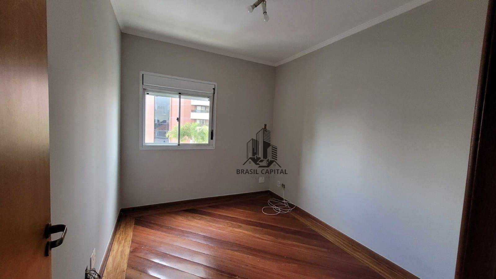 Apartamento à venda com 4 quartos, 147m² - Foto 19