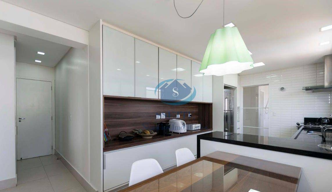 Apartamento à venda com 3 quartos, 221m² - Foto 14