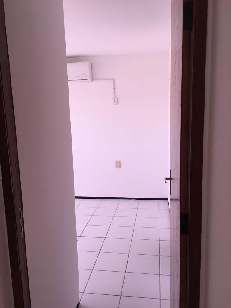 Apartamento à venda com 3 quartos, 72m² - Foto 4