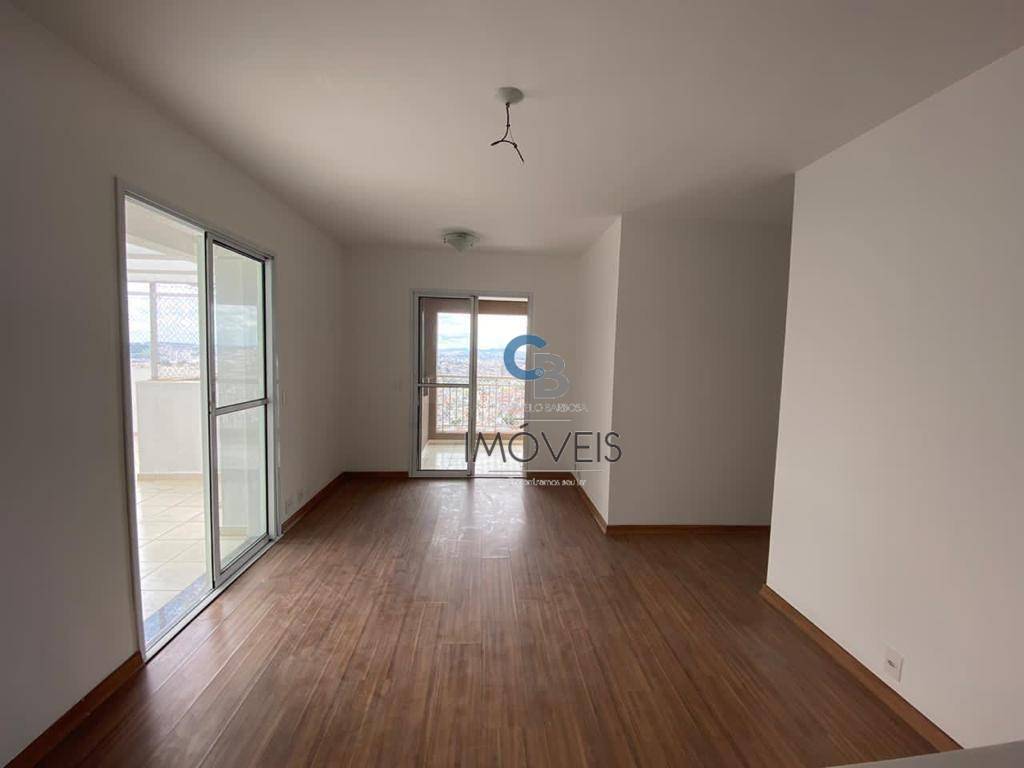 Apartamento à venda com 3 quartos, 104m² - Foto 1