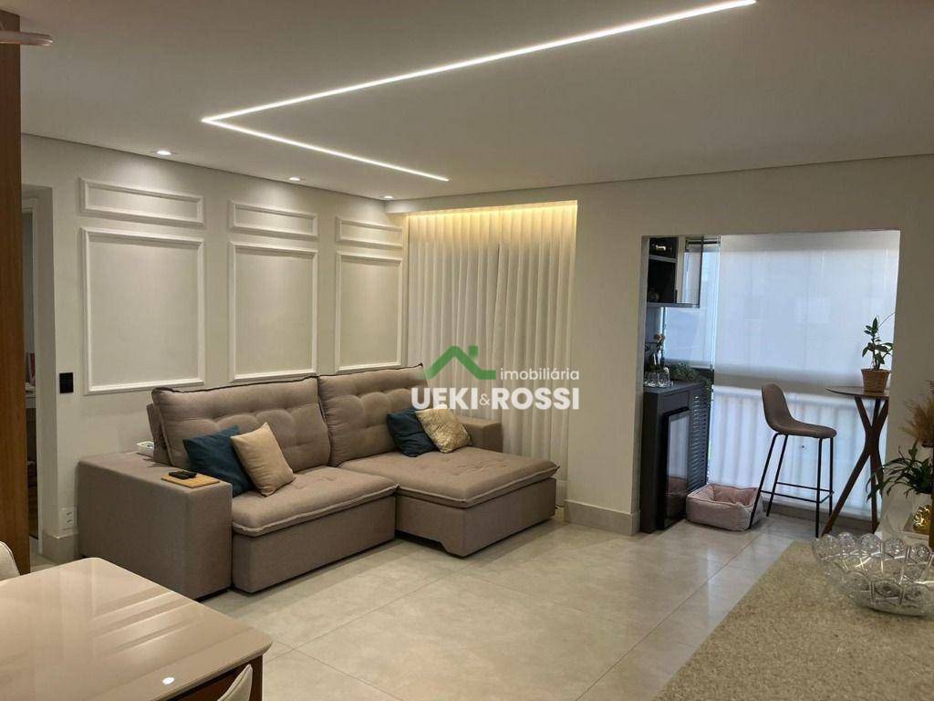 Apartamento à venda com 2 quartos, 64m² - Foto 5