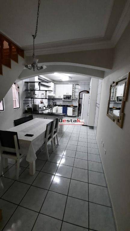 Sobrado à venda com 3 quartos, 152m² - Foto 24