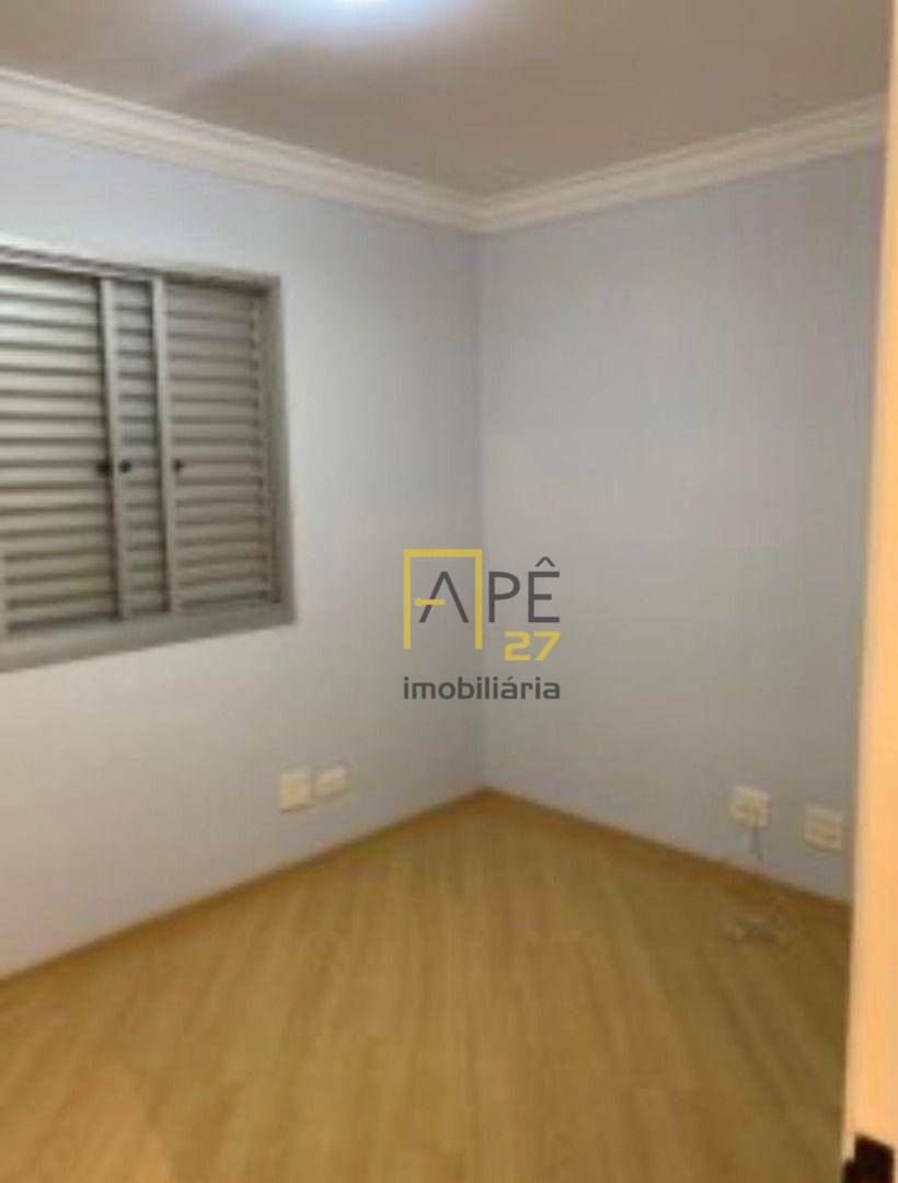 Apartamento para alugar com 2 quartos, 62m² - Foto 4