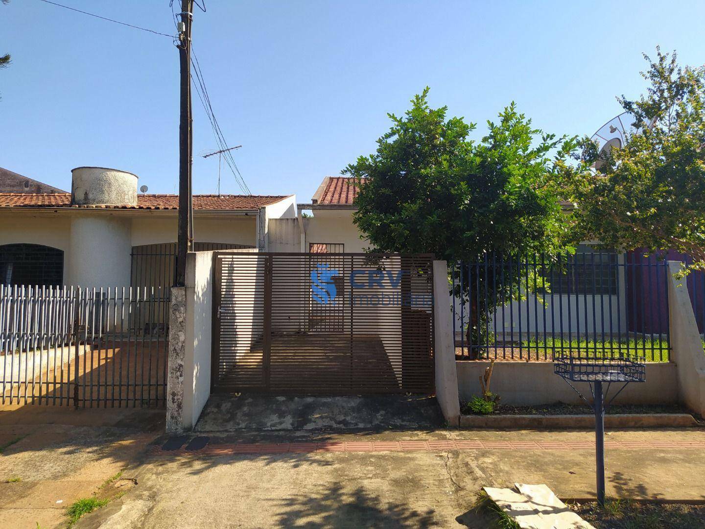 Casa para alugar com 2 quartos, 48m² - Foto 1