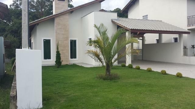 Casa de Condomínio à venda com 3 quartos, 197m² - Foto 1