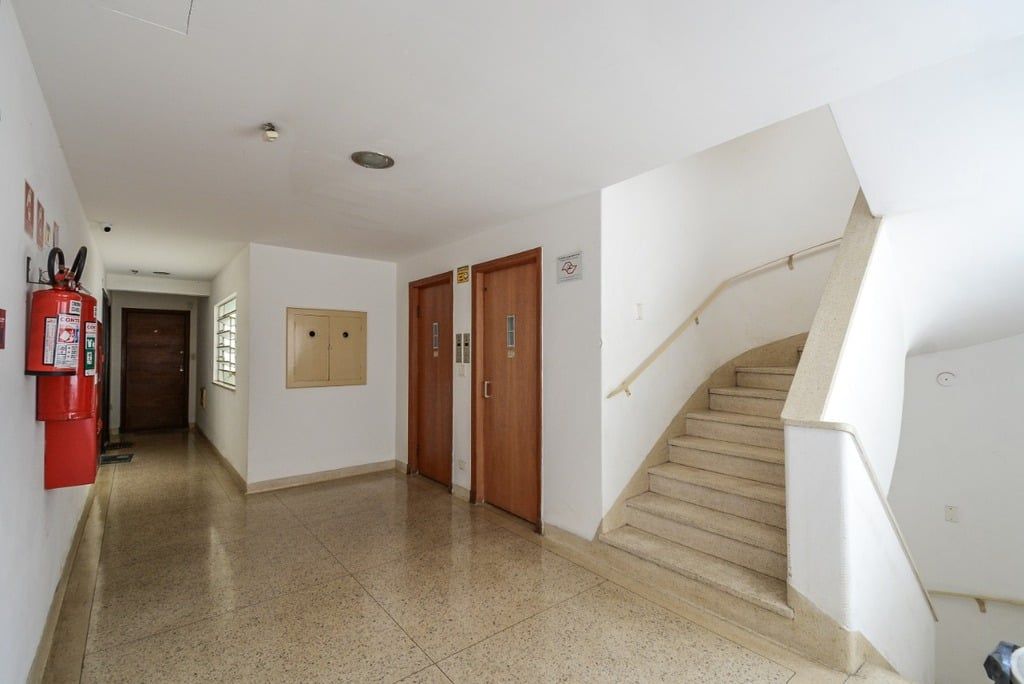 Apartamento à venda com 2 quartos, 95m² - Foto 8