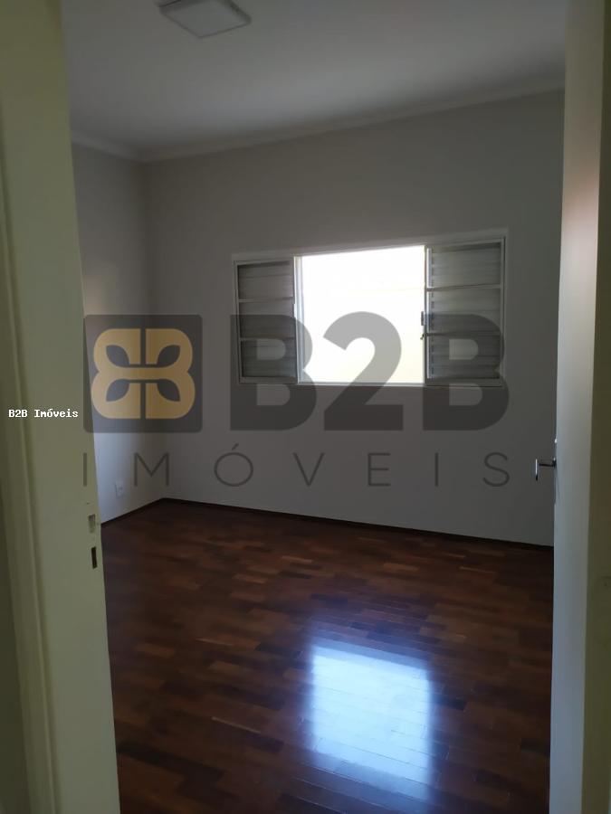 Casa à venda com 3 quartos, 170m² - Foto 13