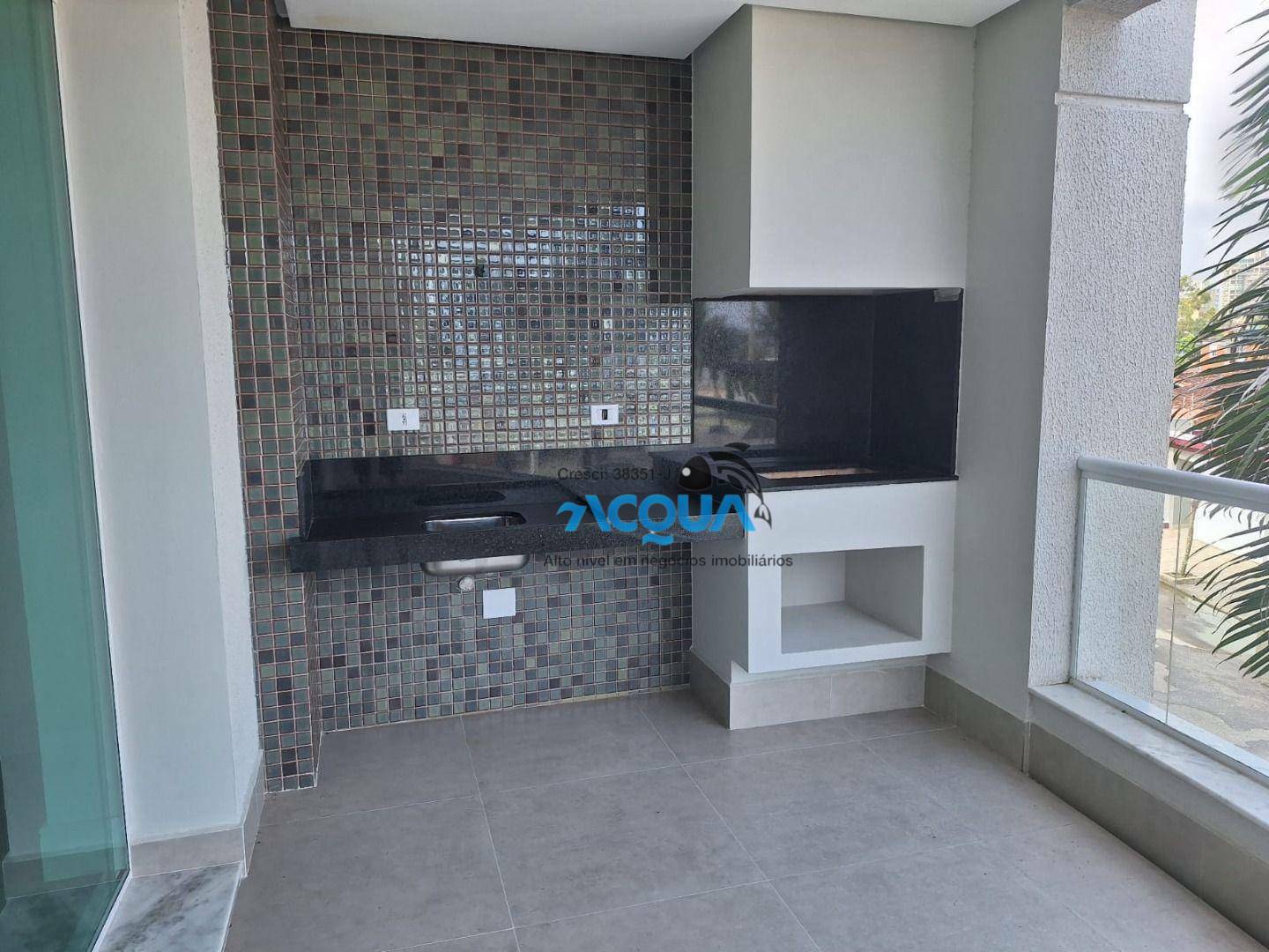 Apartamento à venda com 3 quartos, 117m² - Foto 3