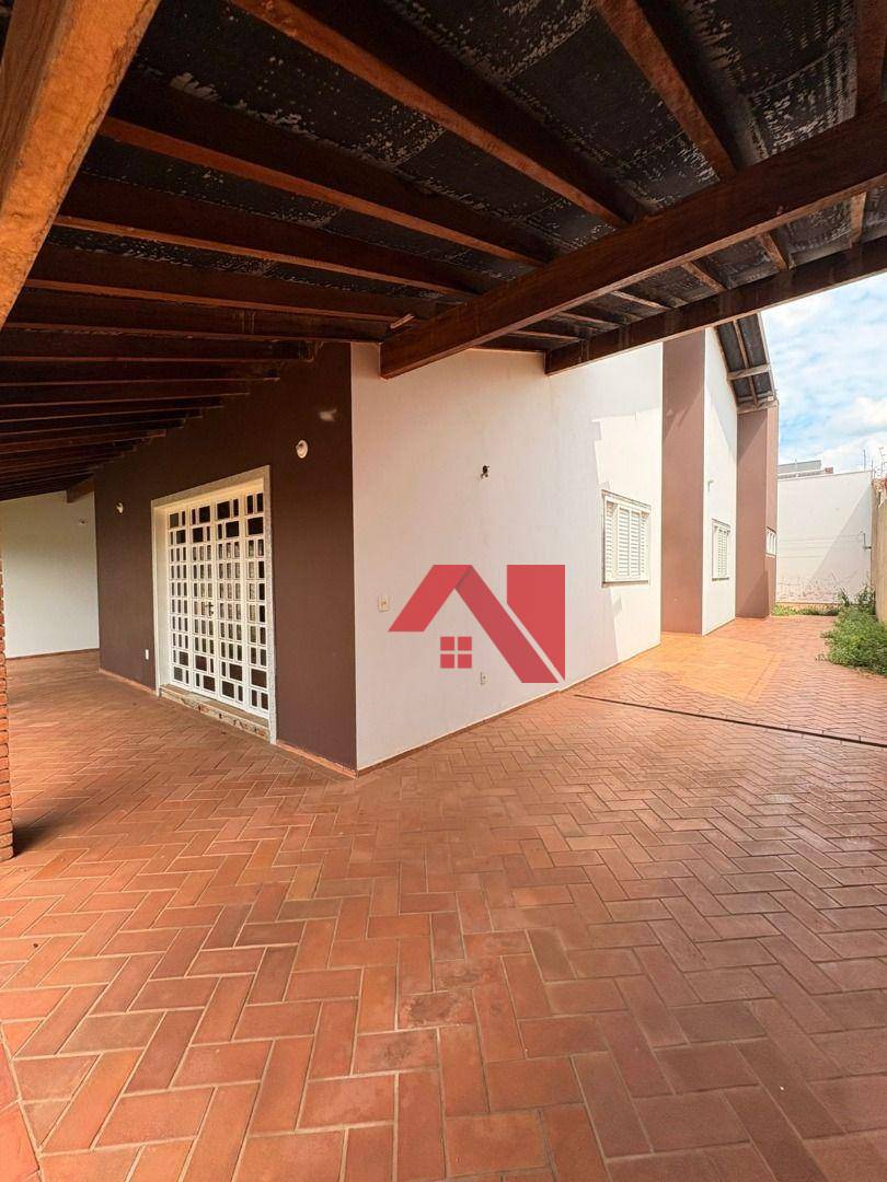 Casa, 3 quartos, 174 m² - Foto 3