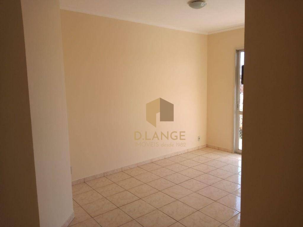 Apartamento à venda com 3 quartos, 65m² - Foto 2