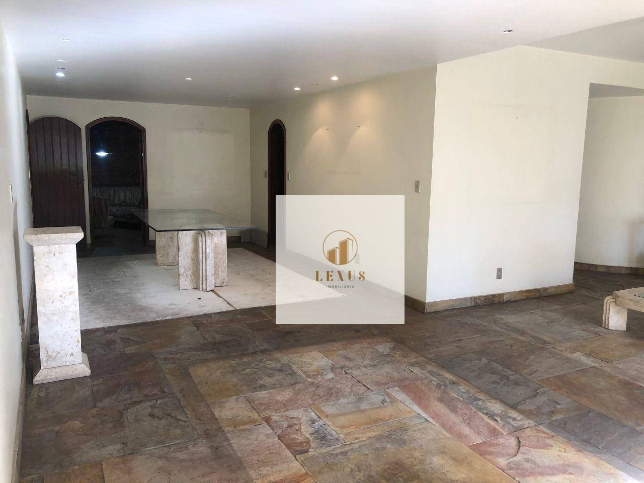 Apartamento à venda com 4 quartos, 273m² - Foto 3