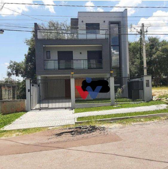 Sobrado à venda com 3 quartos, 200m² - Foto 1