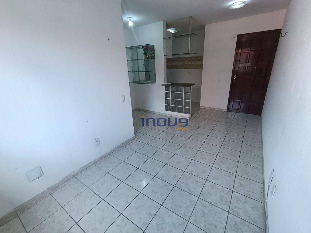 Apartamento para alugar com 2 quartos, 48m² - Foto 4