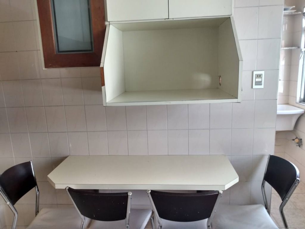 Apartamento à venda com 2 quartos, 60m² - Foto 7