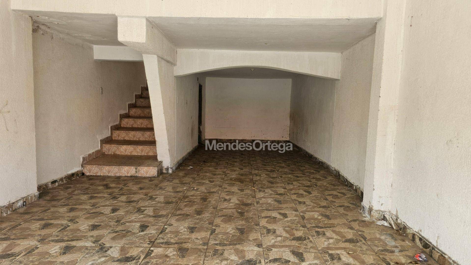 Casa, 4 quartos, 181 m² - Foto 2