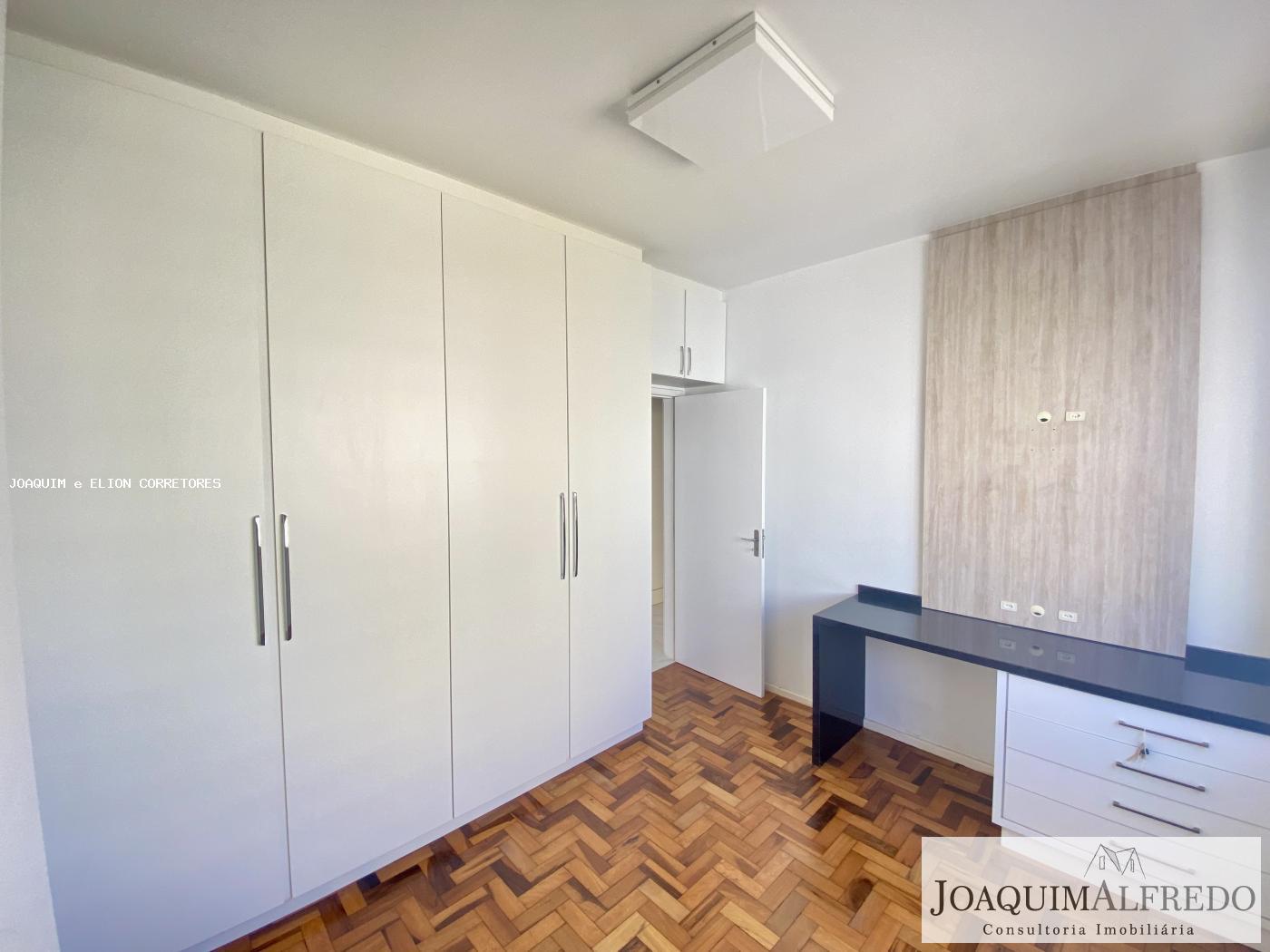 Apartamento à venda com 3 quartos, 119m² - Foto 18