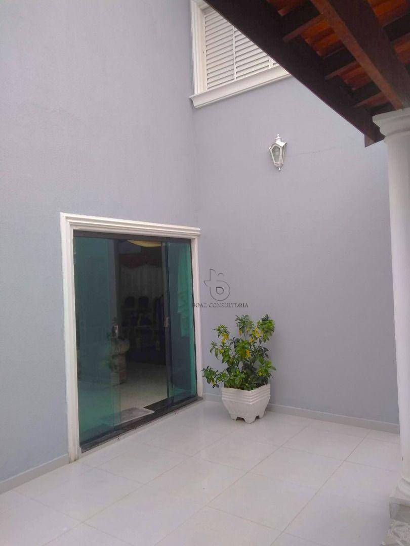 Casa à venda com 4 quartos, 340m² - Foto 27