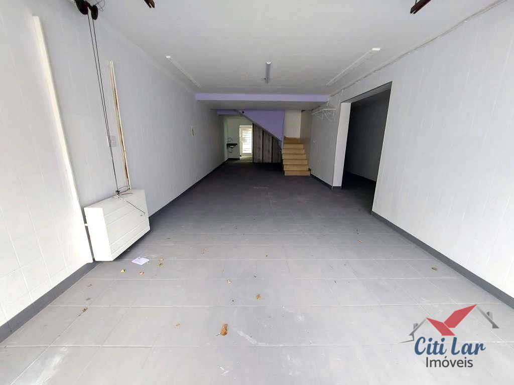 Sobrado à venda e aluguel com 3 quartos, 250m² - Foto 22