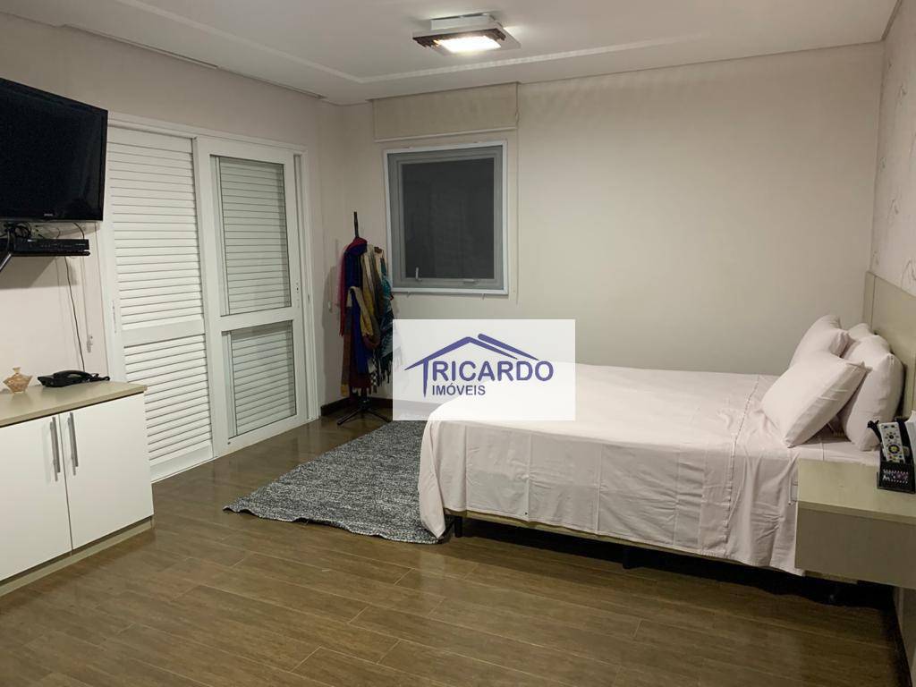 Sobrado à venda com 4 quartos, 380m² - Foto 13