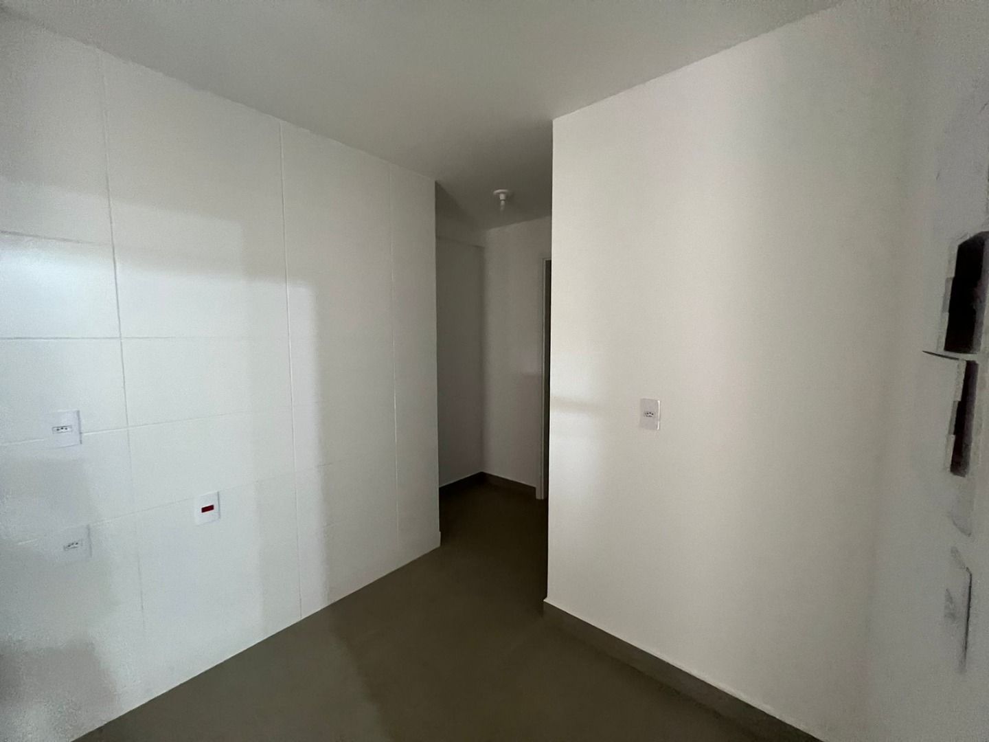 Apartamento à venda com 4 quartos, 198m² - Foto 9