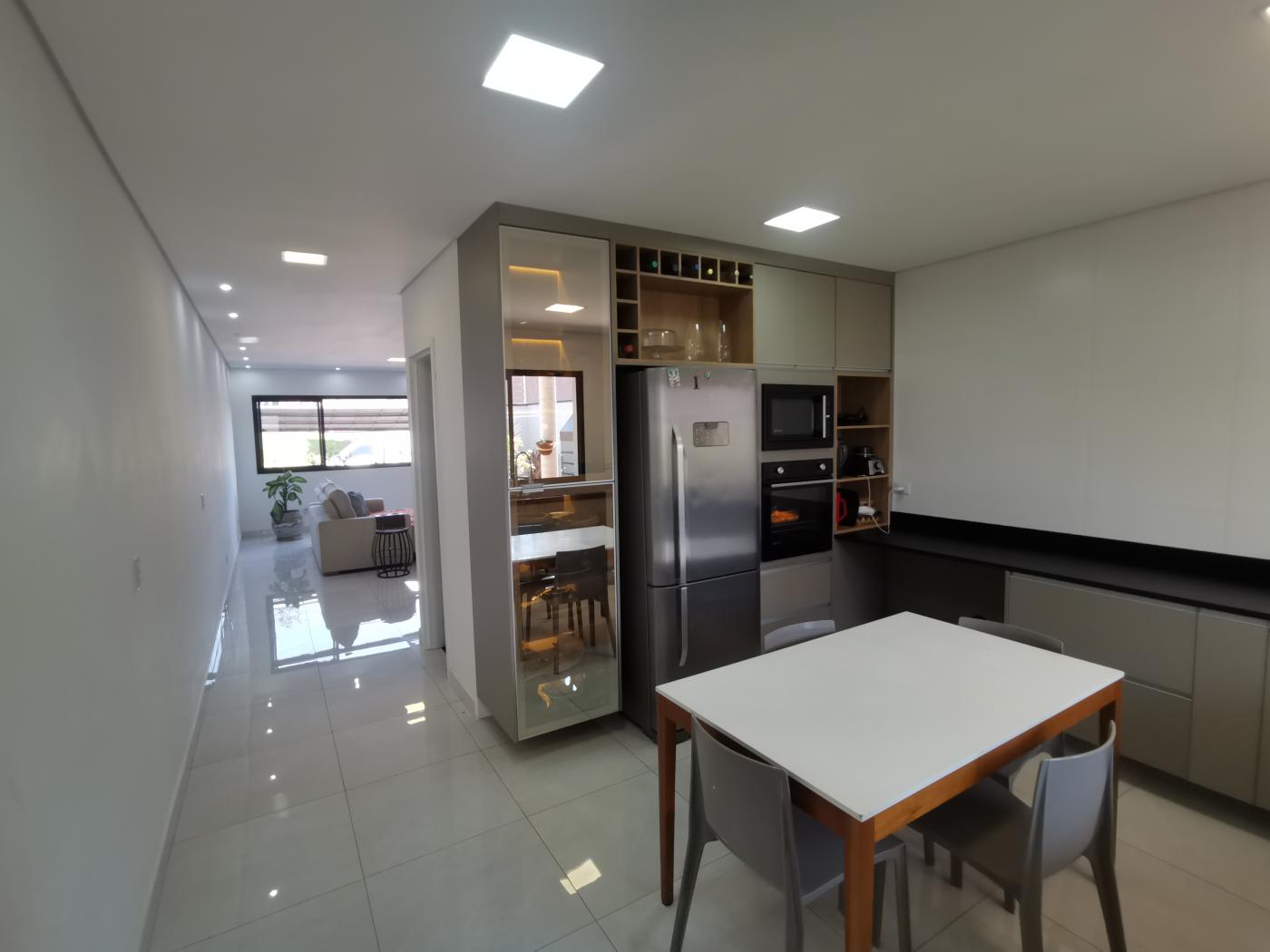 Casa para alugar com 3 quartos, 118m² - Foto 6