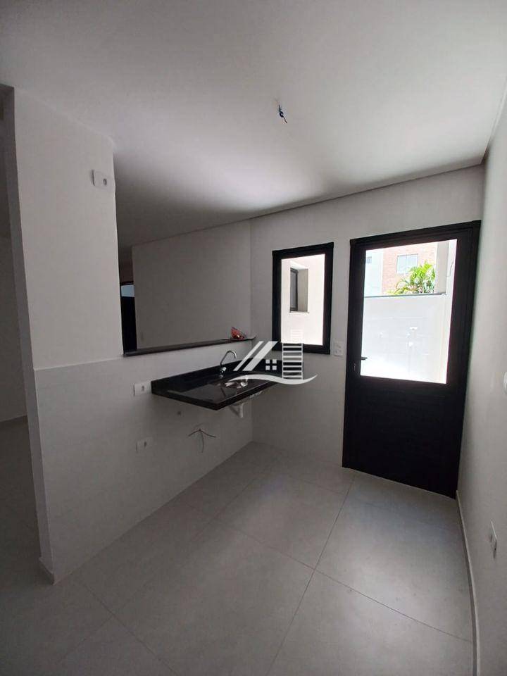 Apartamento à venda com 2 quartos, 70m² - Foto 4