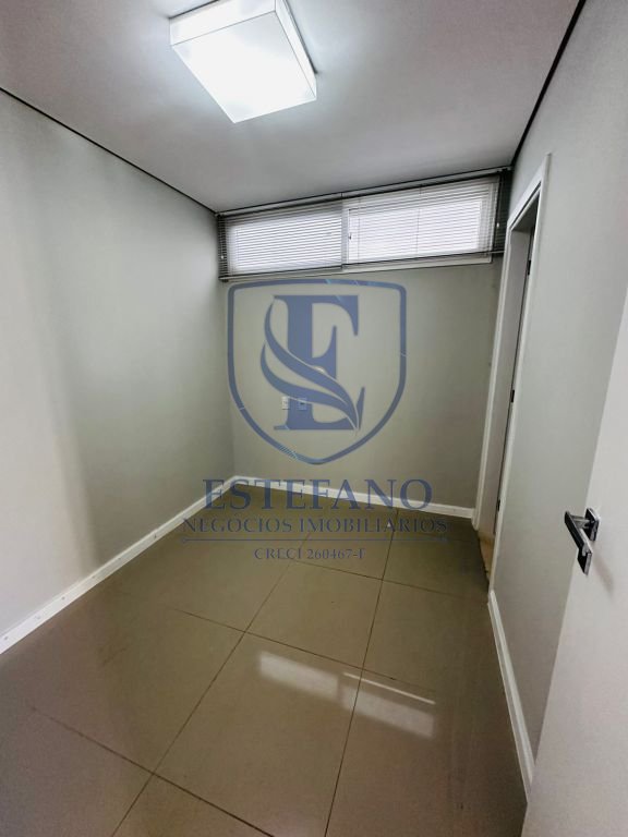 Casa à venda e aluguel com 3 quartos, 360m² - Foto 8