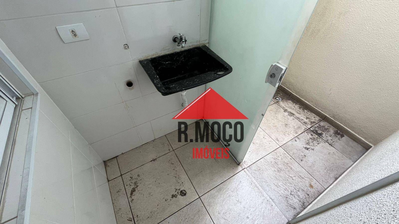 Apartamento para alugar com 2 quartos, 40m² - Foto 13