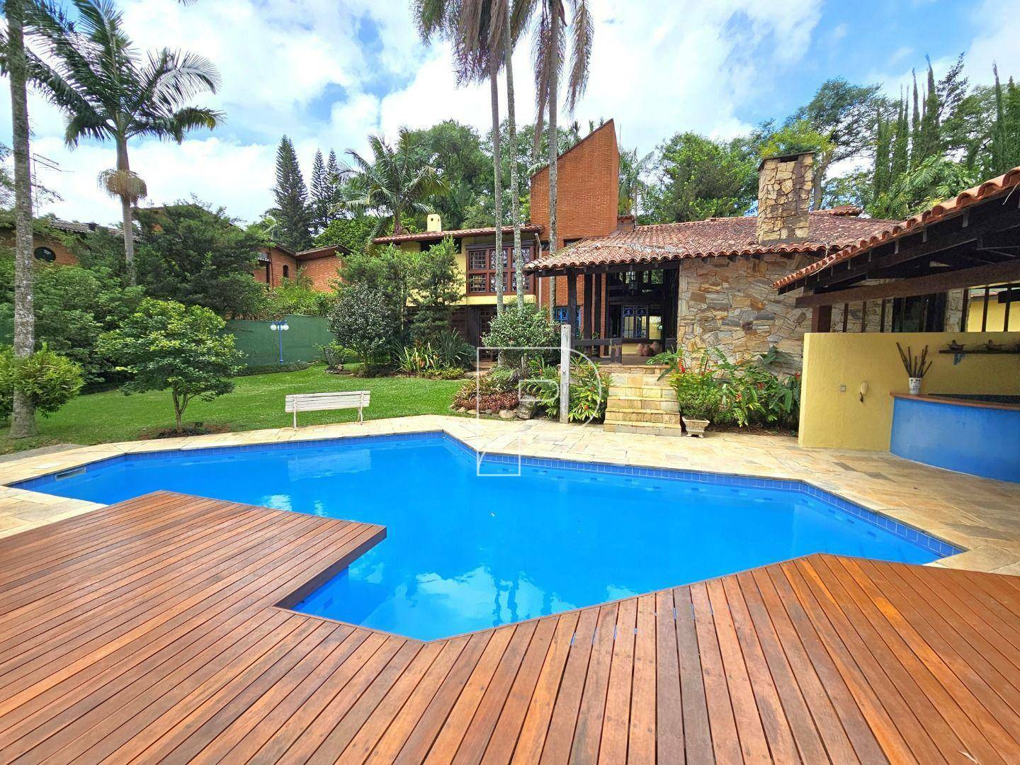 Casa de Condomínio à venda com 3 quartos, 350m² - Foto 1