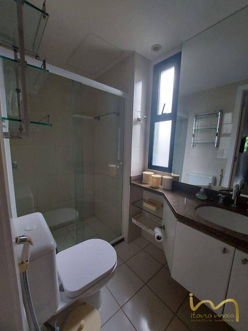 Apartamento à venda com 4 quartos, 243m² - Foto 11