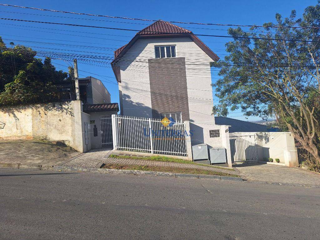 Sobrado à venda com 4 quartos, 120m² - Foto 2