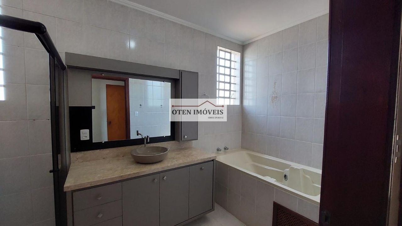 Casa à venda com 3 quartos, 220m² - Foto 15