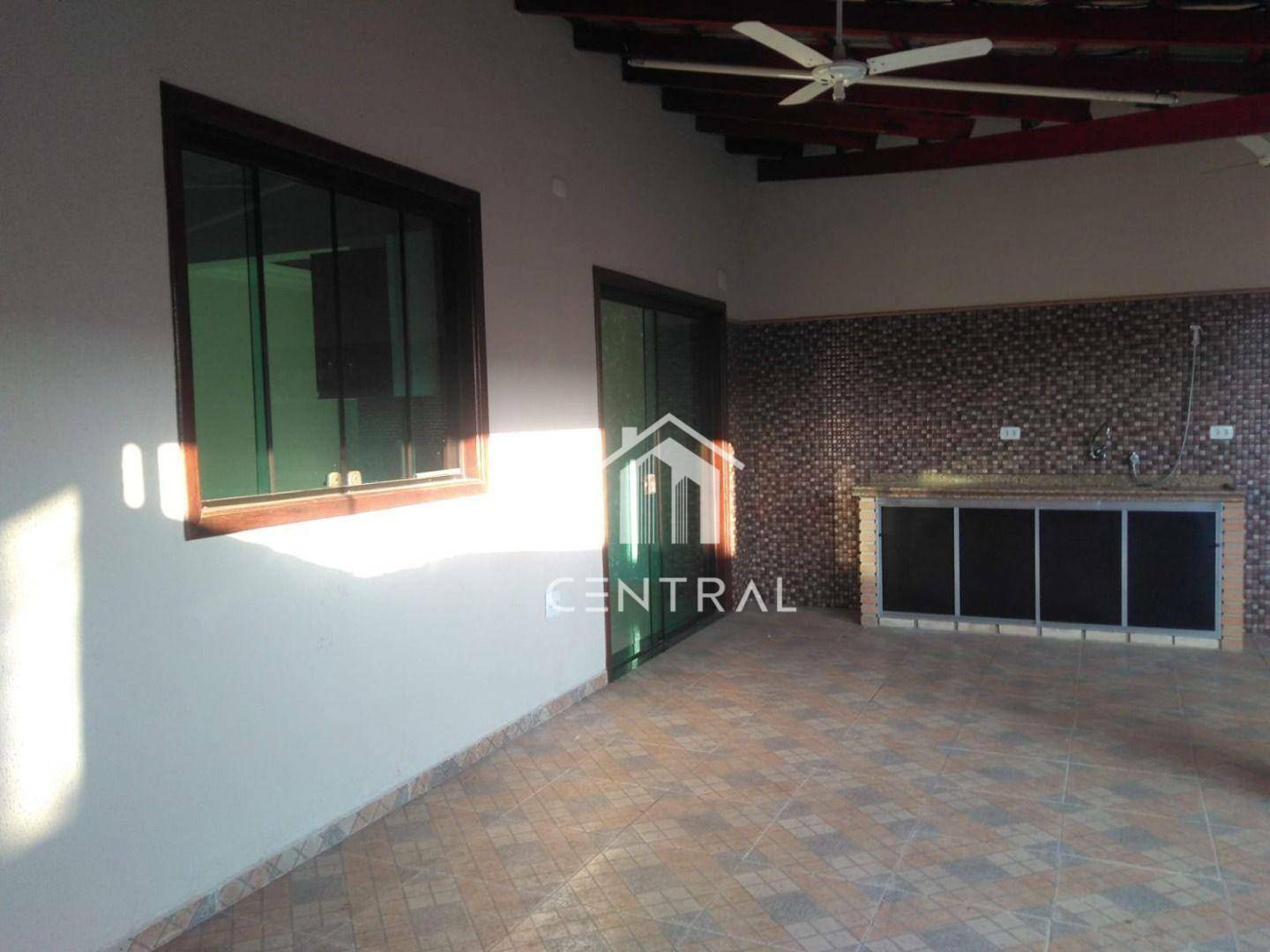 Casa à venda com 3 quartos, 212m² - Foto 15