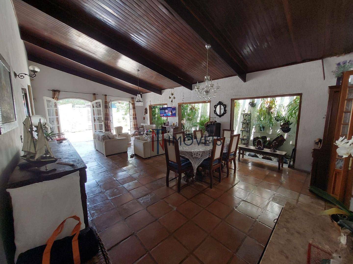 Casa à venda com 3 quartos, 150m² - Foto 7