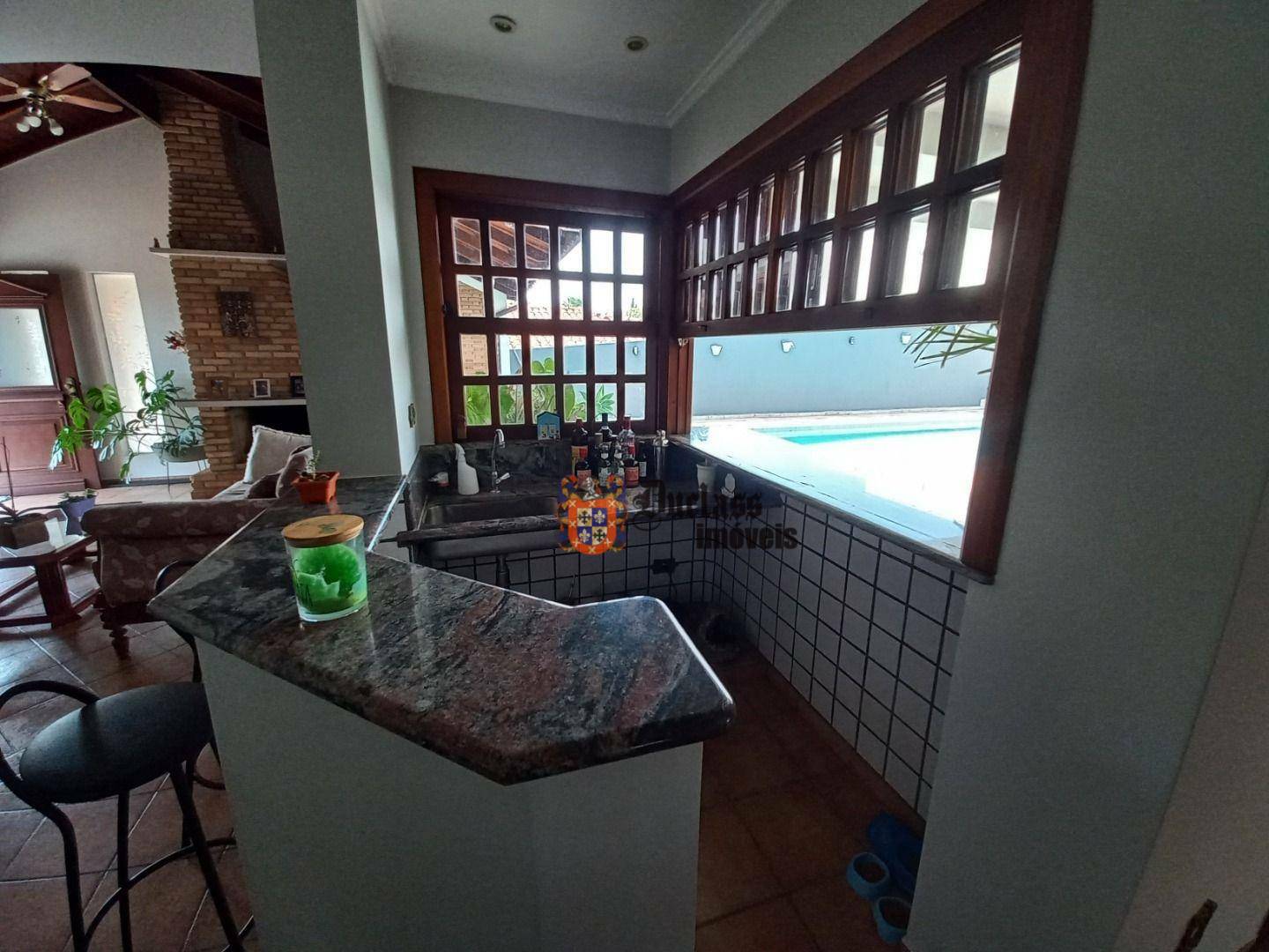 Sobrado à venda com 4 quartos, 350m² - Foto 44