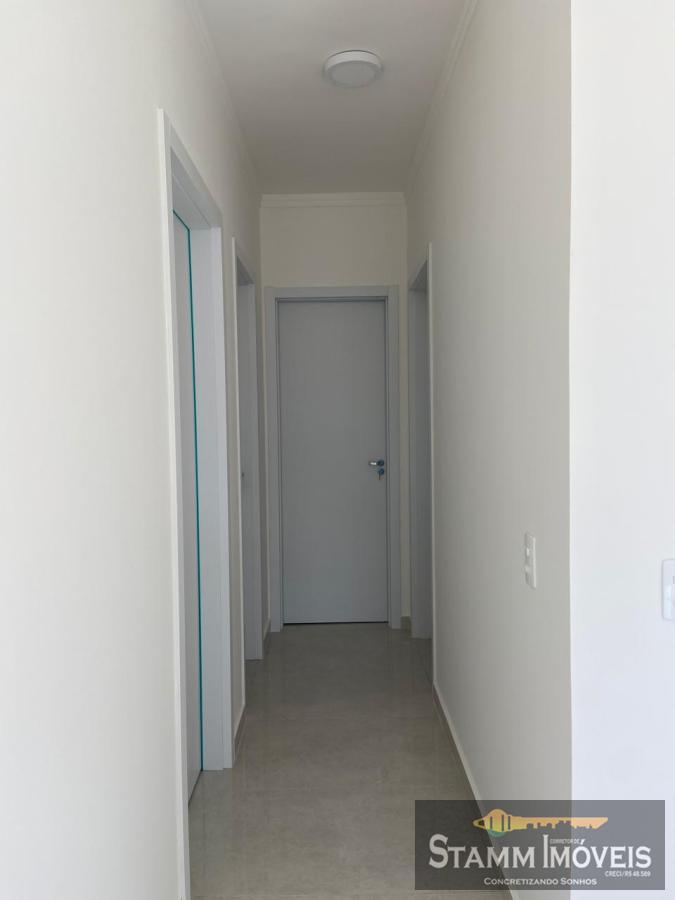 Casa à venda com 3 quartos, 187m² - Foto 7