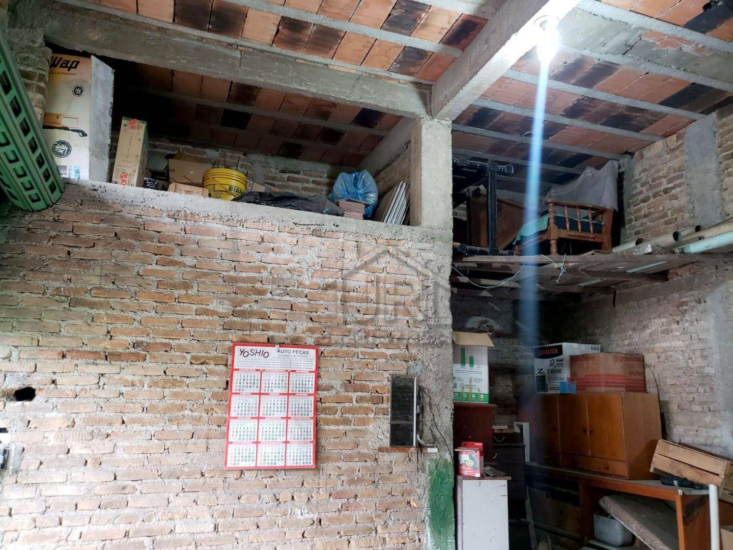 Casa à venda com 4 quartos, 210m² - Foto 27