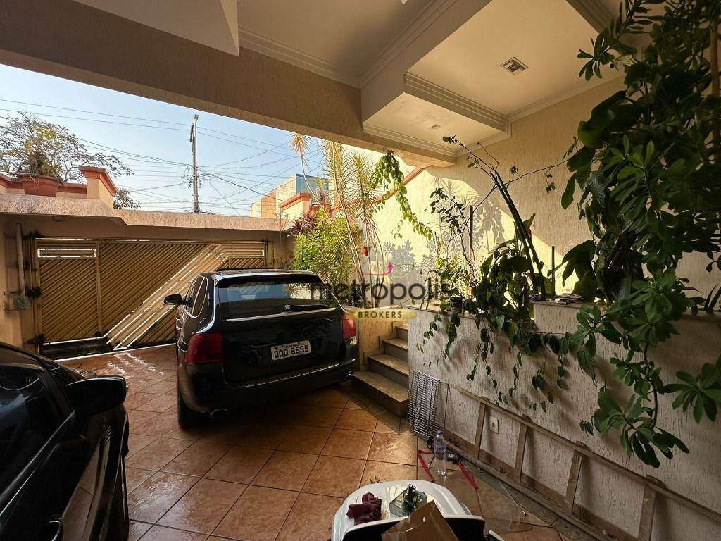 Sobrado à venda com 3 quartos, 220m² - Foto 4