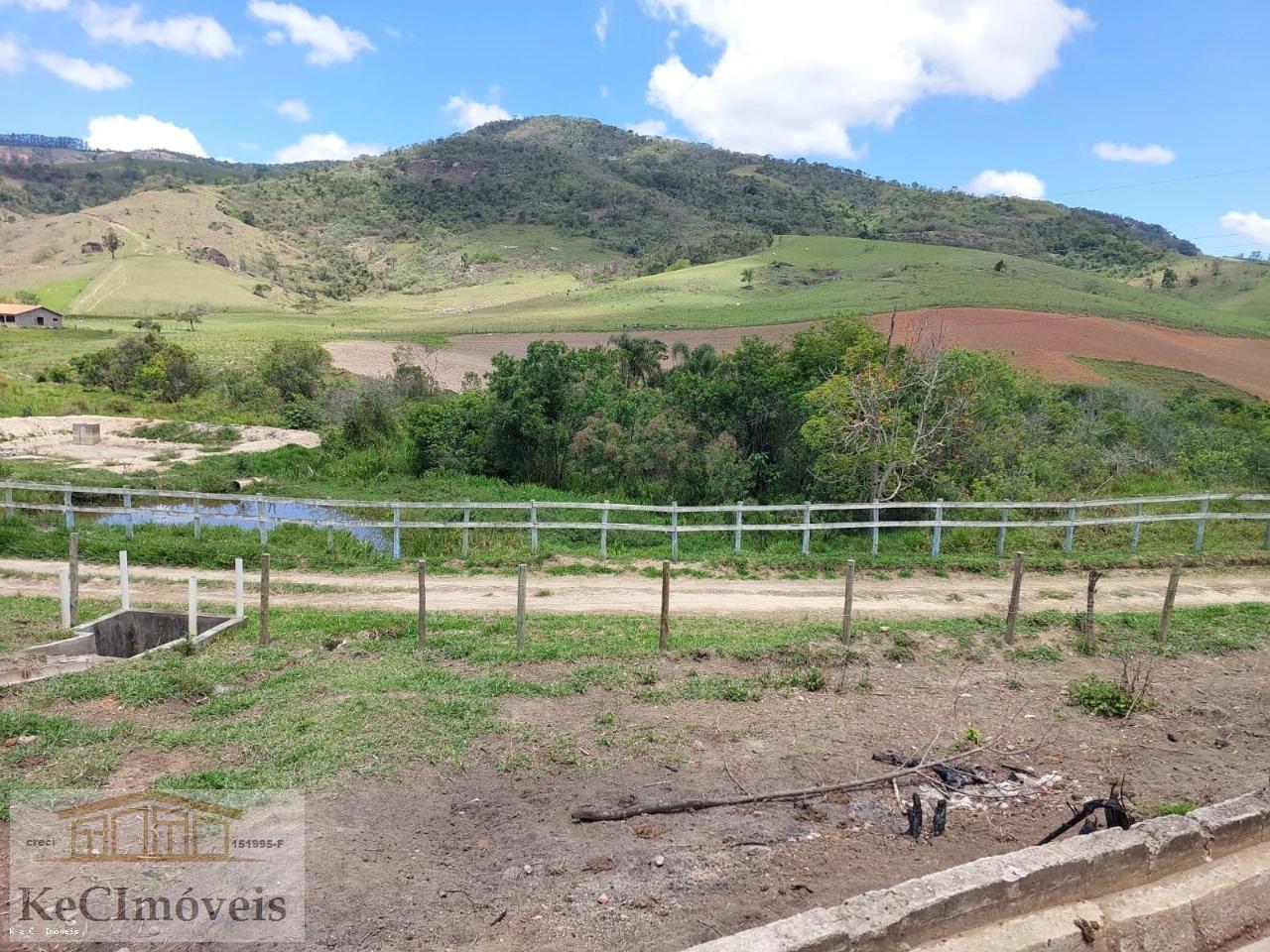 Fazenda à venda com 2 quartos, 300000m² - Foto 2