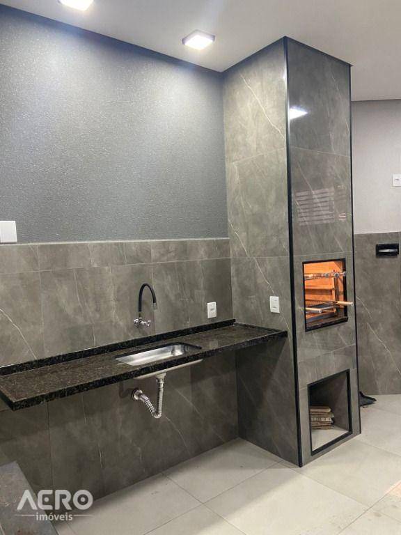 Casa, 3 quartos, 124 m² - Foto 1