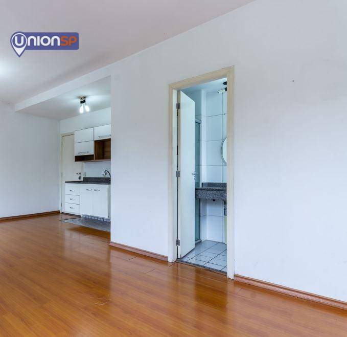 Apartamento à venda com 1 quarto, 38m² - Foto 9