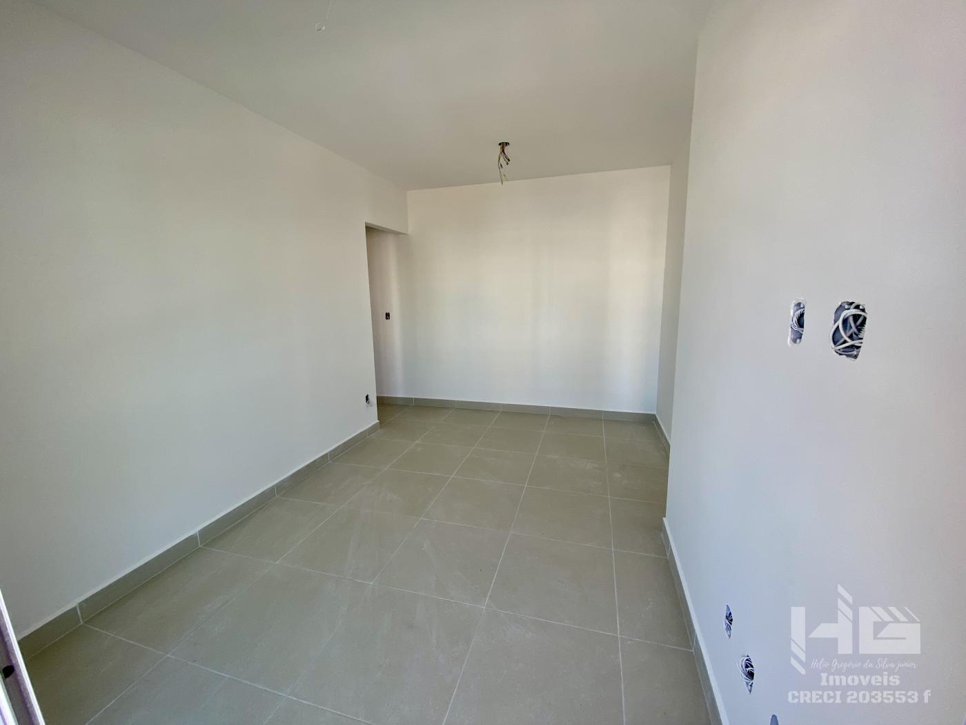 Apartamento à venda com 2 quartos, 68m² - Foto 4