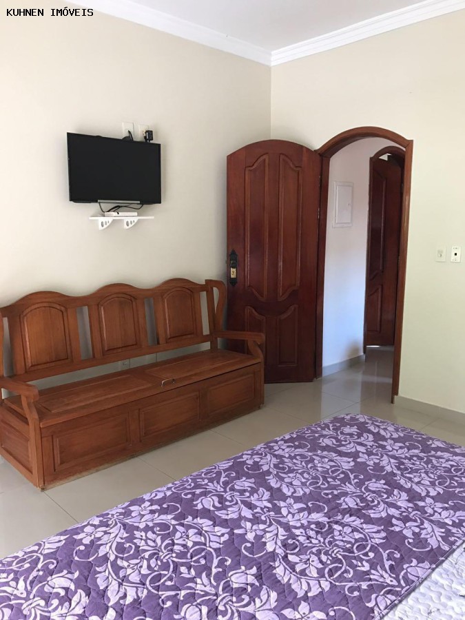 Casa à venda com 3 quartos, 304m² - Foto 12